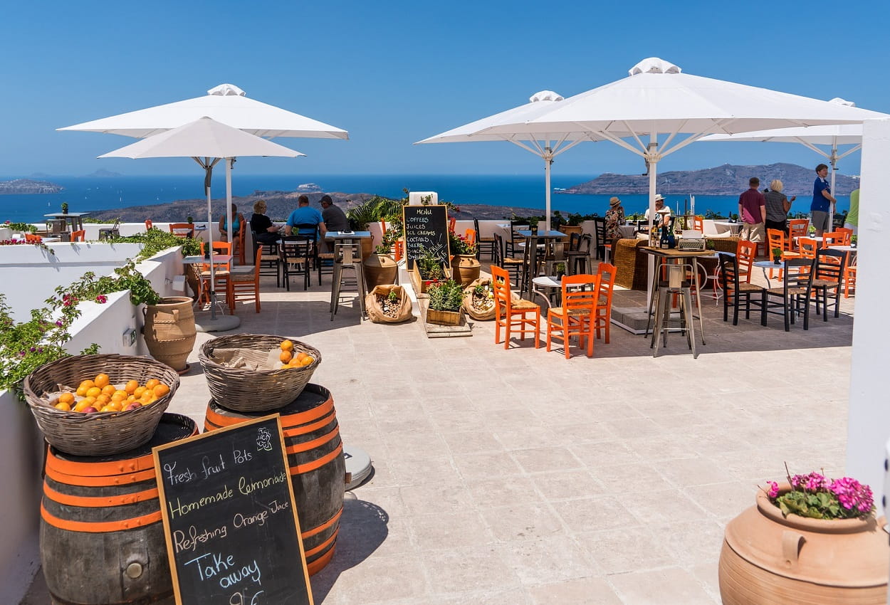 restaurant in santorini with best view